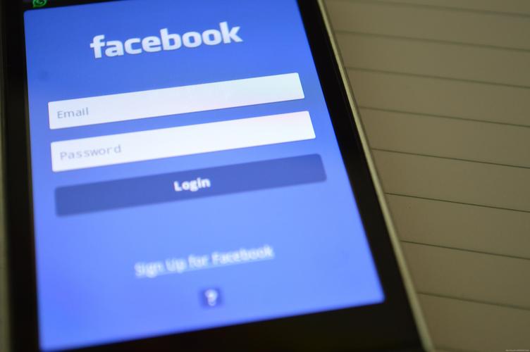 Meta Tests Facebook Privacy Settings 