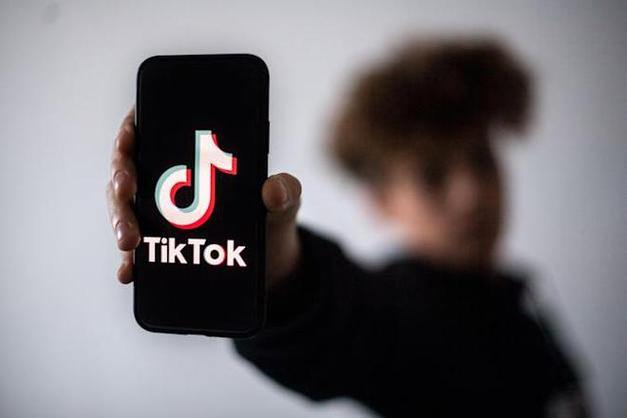 TikTok Tests “Video Duet” with Multiple Users 